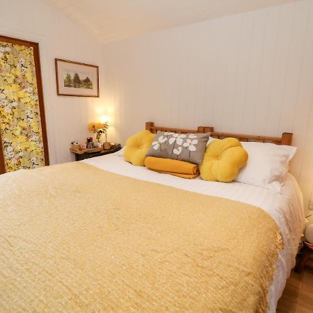 Quarry House Villa Whiston  ภายนอก รูปภาพ